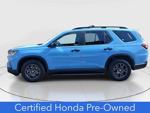 Certified 2024 Honda Pilot TrailSport image 8