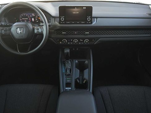 Used 2024 Honda Accord EX image 10