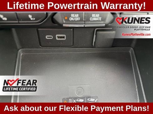 Used 2024 Chevrolet Suburban RST w/ Luxury Package image 31