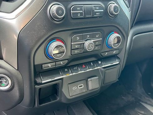 Used 2021 Chevrolet Silverado 1500 LT w/ LPO, Dark Essentials Package image 18