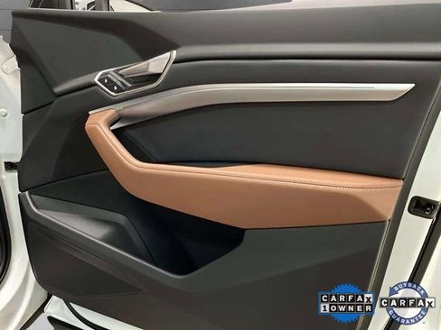 Used 2024 Audi Q8 e-tron Premium image 81