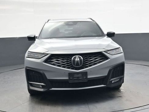 Used 2025 Acura MDX A-Spec image 10