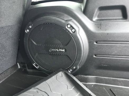 Used 2020 Jeep Wrangler Unlimited Sahara image 35