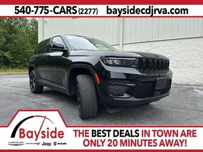 Used 2023 Jeep Grand Cherokee Altitude