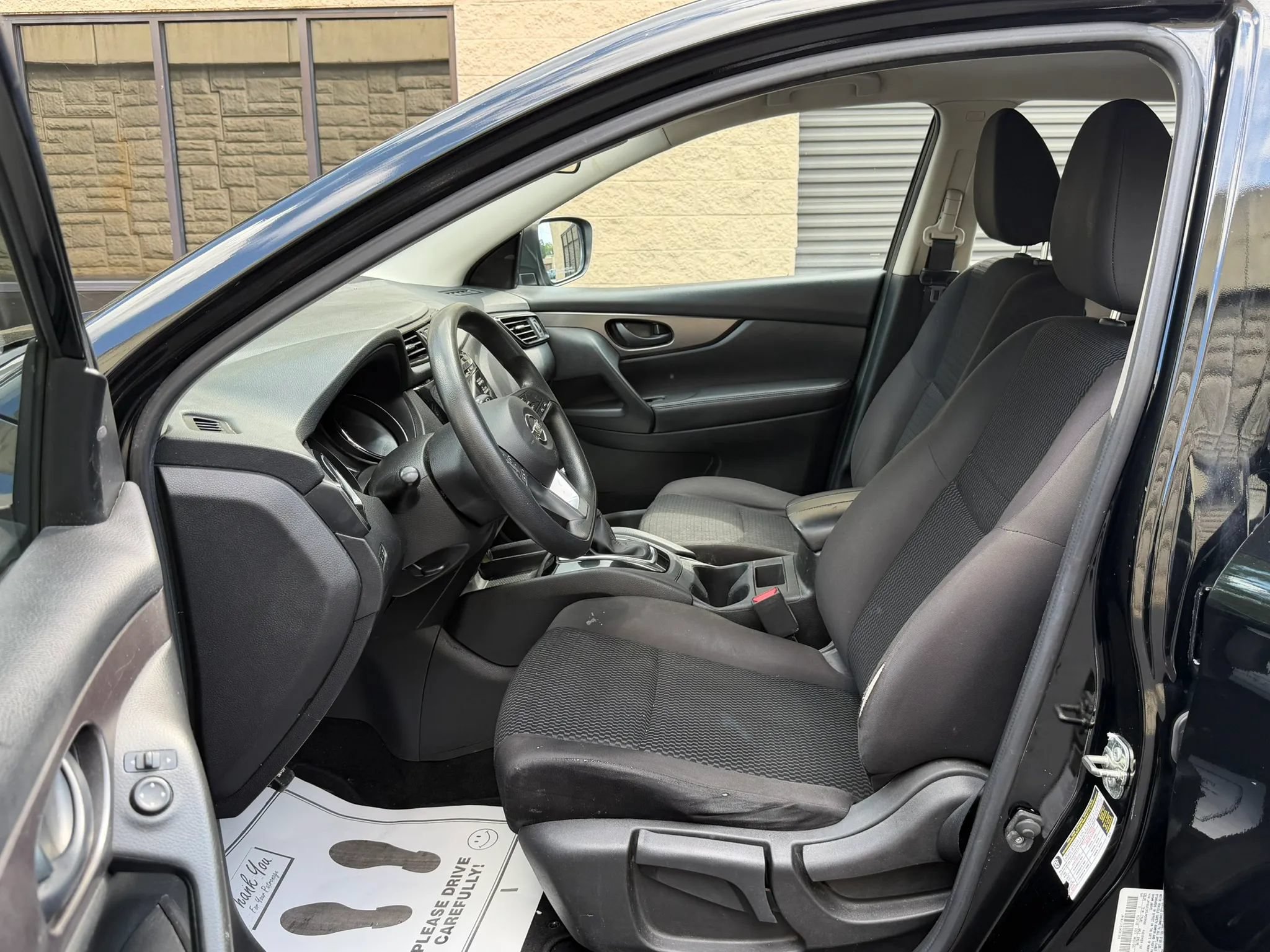 Used 2018 Nissan Rogue Sport S AWD/4WD image 22