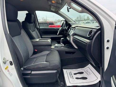Used 2016 Toyota Tundra SR5 AWD/4WD image 19