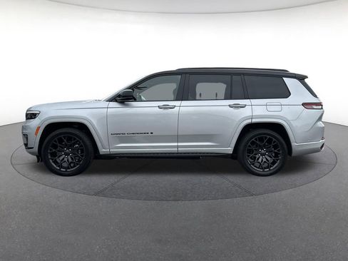 Certified 2025 Jeep Grand Cherokee L Summit AWD/4WD image 2