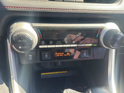 Used 2021 Toyota RAV4 XSE w/ Weather Package AWD/4WD image 17