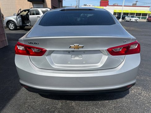 Used 2018 Chevrolet Malibu LT image 4