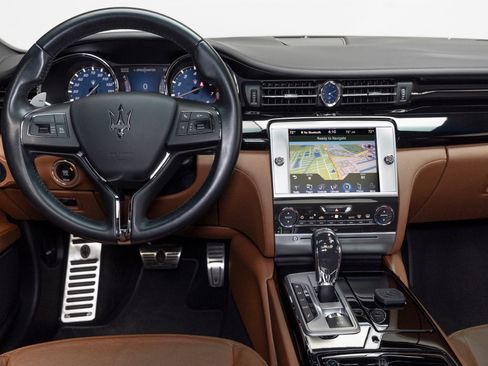 Used 2015 Maserati Quattroporte S Q4 AWD/4WD image 25