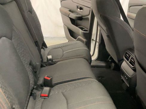 Used 2023 Honda Pilot Sport image 23