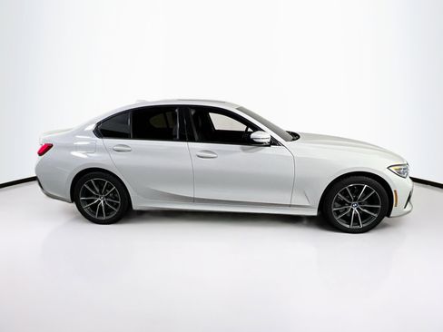 Used 2020 BMW 330i xDrive Sedan w/ Convenience Package image 4