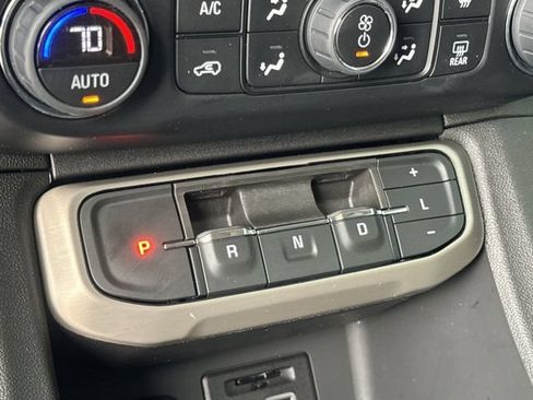 Used 2023 GMC Acadia Denali w/ Black Diamond Edition FWD image 14