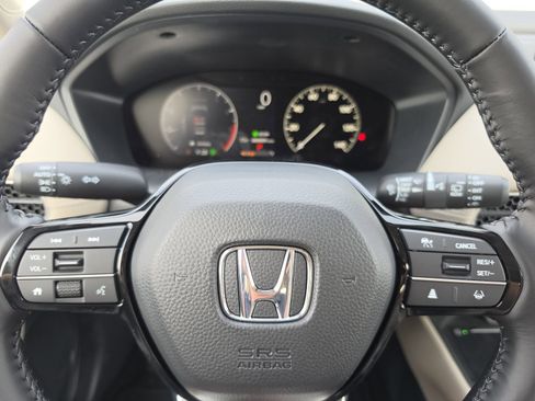 New 2026 Honda HR-V EX-L image 16