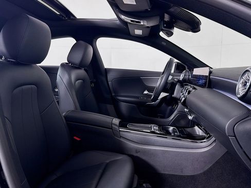 Certified 2025 Mercedes-Benz CLA 250 image 7