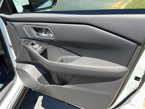 New 2026 Nissan Rogue SV w/ Cold Weather Package FWD image 14