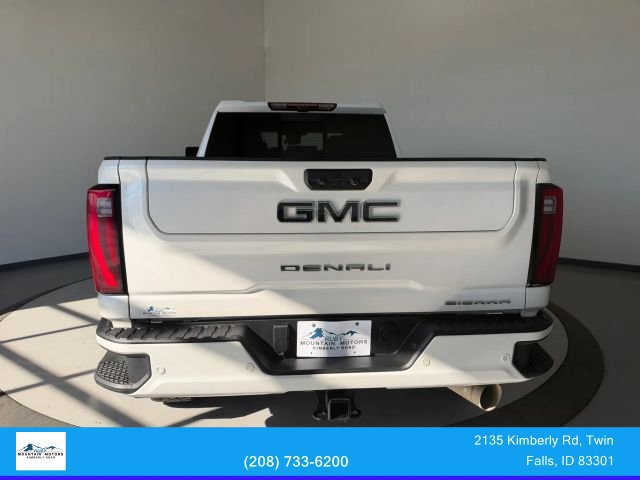Used 2024 GMC Sierra 3500 Denali Ultimate AWD/4WD image 6