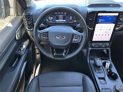 Used 2024 Ford Ranger Lariat w/ FX4 Off-Road Package image 3