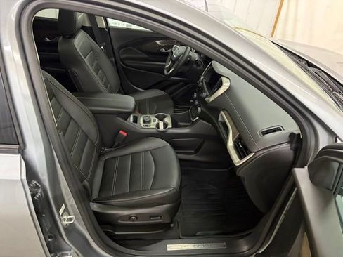 Used 2023 GMC Terrain Denali AWD/4WD image 32