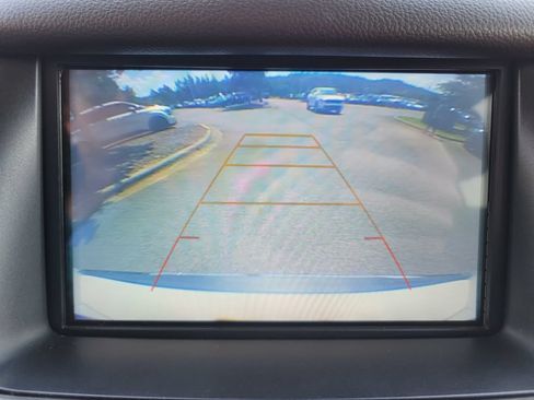 Used 2020 Chevrolet Suburban Premier RWD image 18