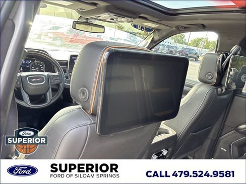 Used 2021 GMC Yukon XL AT4 w/ AT4 Premium Package AWD/4WD image 21