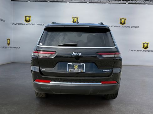 Used 2023 Jeep Grand Cherokee L Laredo image 4