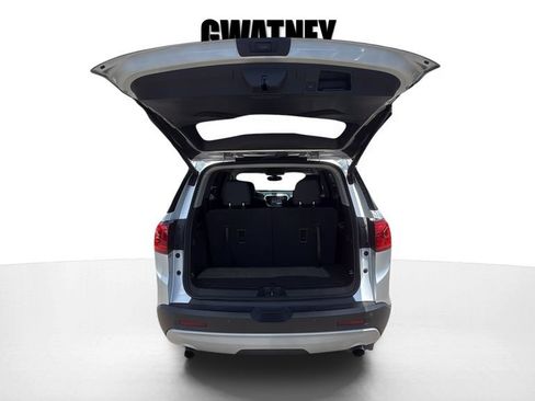 Used 2019 GMC Acadia SLT FWD image 12