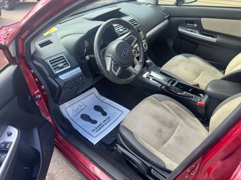 Used 2016 Subaru Crosstrek 2.0i Premium w/ Moonroof Package image 11