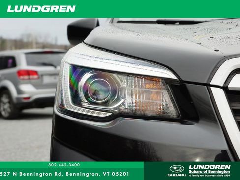 Used 2020 Subaru Forester Premium image 12