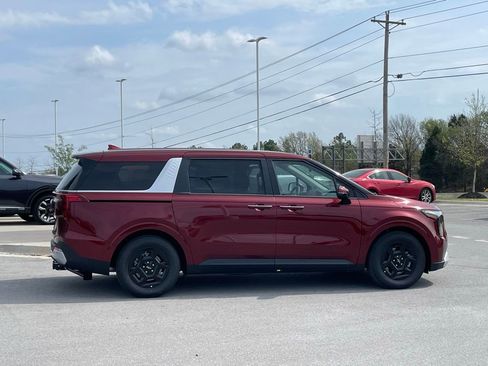 New 2026 Kia Carnival FWD image 8