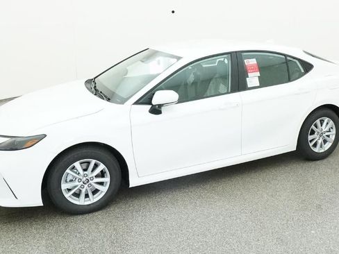 New 2026 Toyota Camry LE FWD image 2