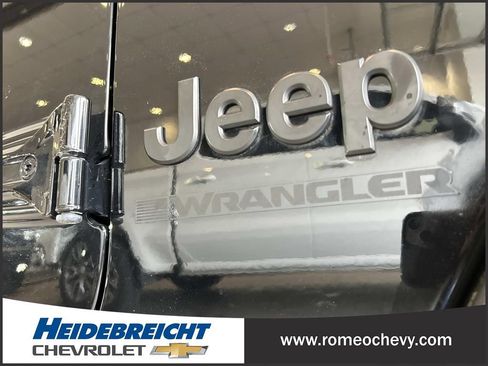 Used 2023 Jeep Wrangler Sport AWD/4WD image 41