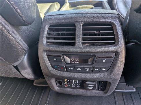 Used 2016 Honda Pilot Elite image 21