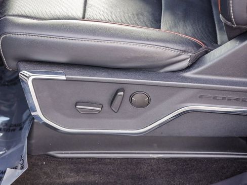 Used 2022 Ford F150 Lariat w/ Trailer Tow Package image 22