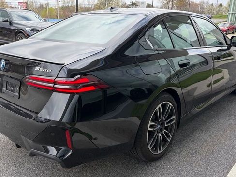 Certified 2026 BMW 550e xDrive w/ Executive Package AWD/4WD image 3