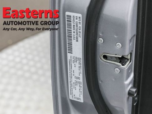 Used 2024 RAM 1500 Classic SLT image 33