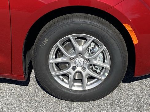New 2026 Chrysler Voyager LX image 11