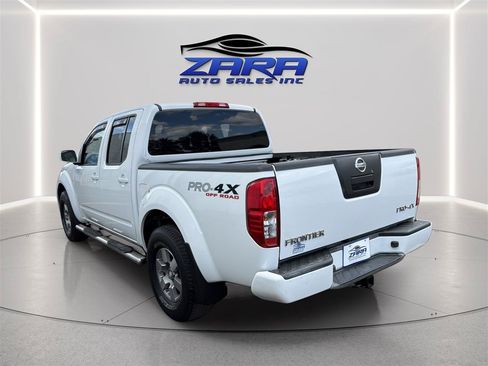 Used 2012 Nissan Frontier PRO-4X AWD/4WD image 5