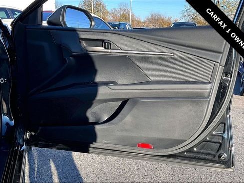 Used 2025 Toyota Camry SE image 26