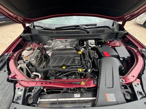 Used 2025 Chevrolet Trax LT image 30