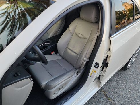 Used 2013 Cadillac ATS Luxury w/ Cold Weather Package RWD image 27