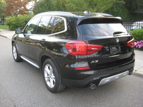 Used 2019 BMW X3 xDrive30i w/ Driving Assistance Package AWD/4WD image 4