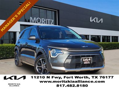 New 2025 Kia Niro LX