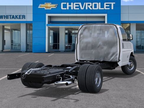 New 2026 Chevrolet Express 3500 w/ Power Convenience Package RWD image 4
