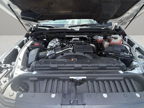Used 2024 GMC Sierra 3500 SLE image 18
