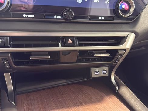 Certified 2023 Lexus RX 350 AWD w/ Accessory Package image 23