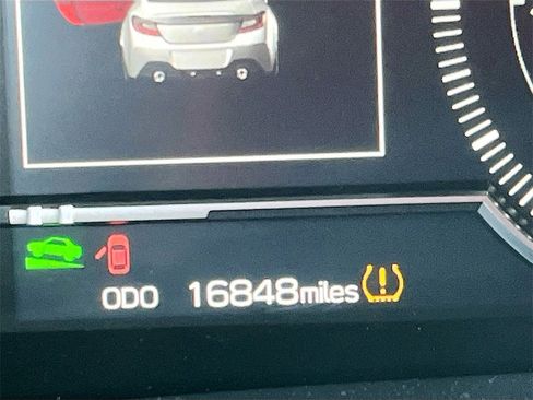 Used 2023 Toyota GR86 Premium w/ ALL Weather Mat Package (TMS) image 12