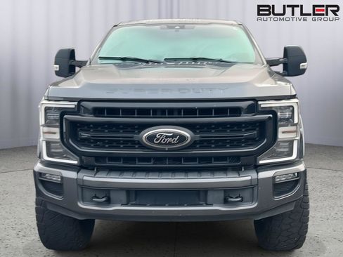 Used 2020 Ford F350 Lariat image 4