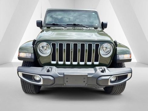 Used 2021 Jeep Wrangler Unlimited Sahara w/ Uconnect 4C Nav & Sound Group AWD/4WD image 2