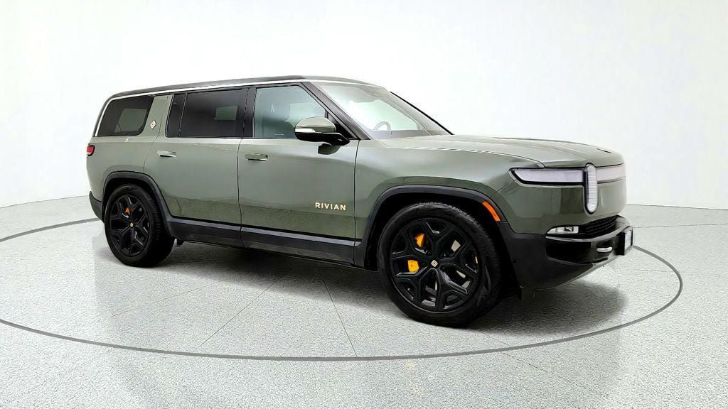 Used 2022 Rivian R1S Launch Edition Quad AWD/4WD image 3